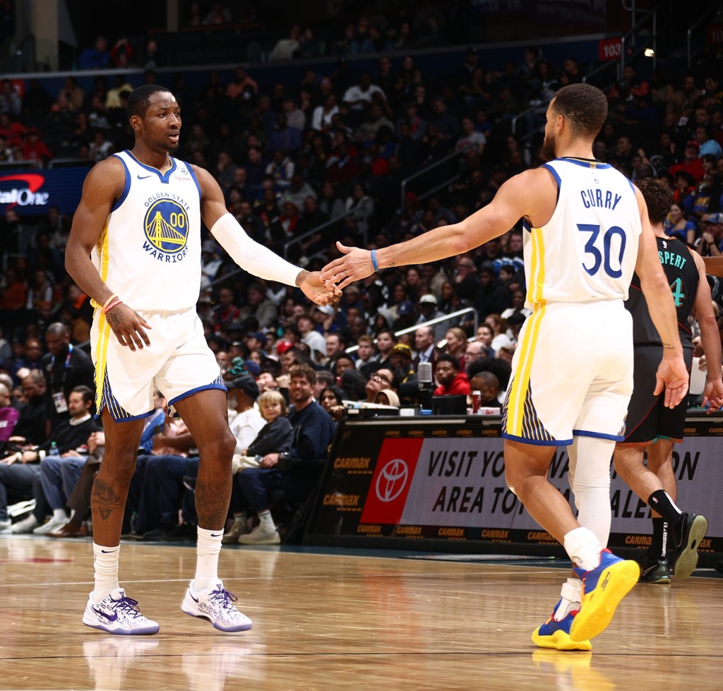 科尔：库明加需要和库巴持续打出化学反应 做好防守、反击和三分