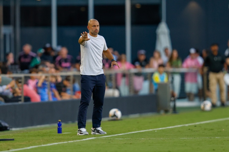 马斯切拉诺：梅西用表现消除所有疑问，他肯定会获得常规赛MVP